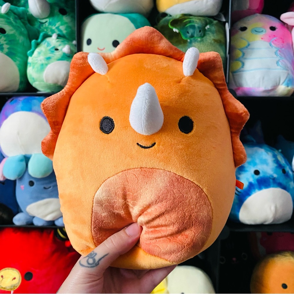 Squishmallow Luan the Triceratops 7.5" nwt